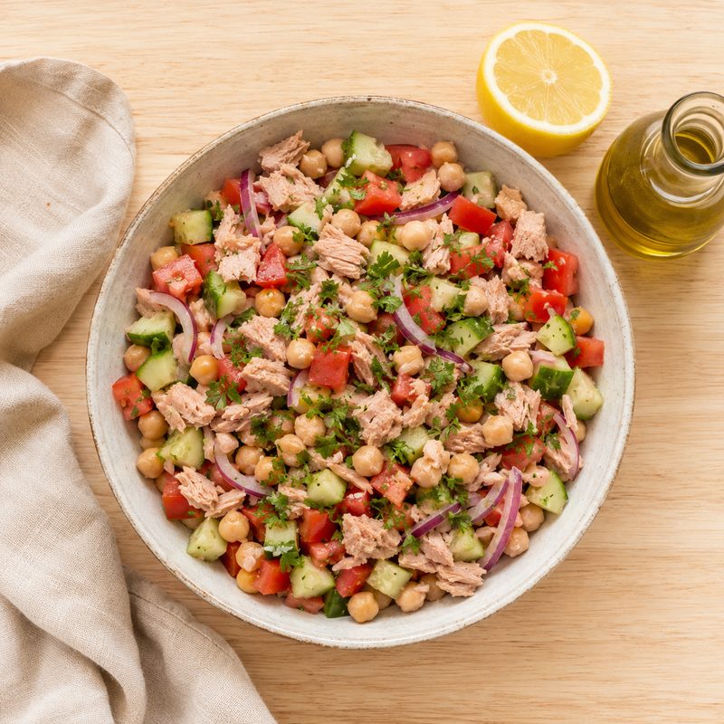 Salada de Grão-de-Bico com Atum
